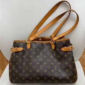 ❌SOLD❌ Louis Vuitton Batignolles Shoulder Bag in Monogram Canvas